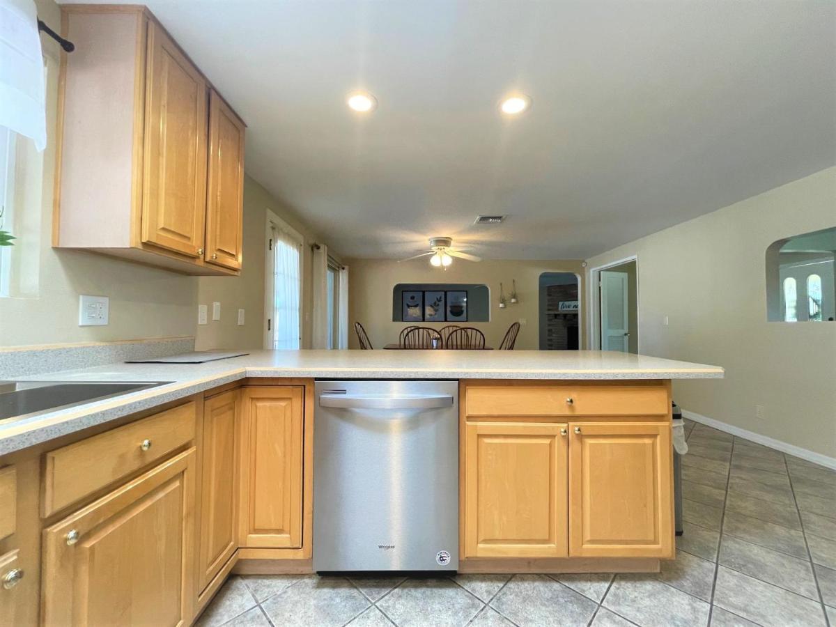 Luxe 4Br 2Bth L Pool & Grill L Central Location L Mountain View L Family Vacation L Rv Site Βίλα Sierra Vista Εξωτερικό φωτογραφία